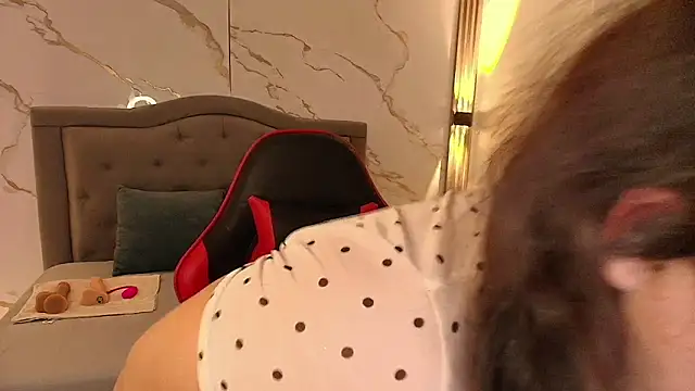 Nina Rouge7 online show from 30, 9, 2025