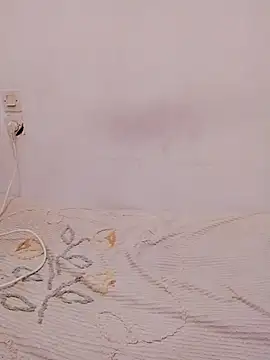 Snapshot of Sirine_sexy chatting on 29, 9, 2025 Sirine sexy online show from 29, 9, 2025