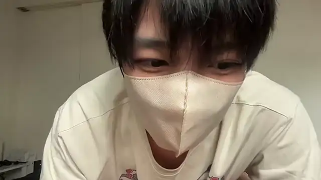 Snapshot of tora3220 chatting on 19, 4, 2026 tora3220 online show from 19, 4, 2026