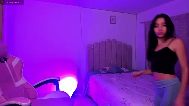 ISABELFORYOU1 online show from 18, 10, 2025