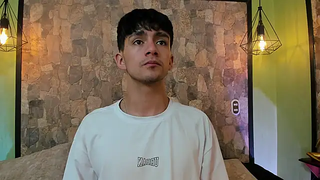 Snapshot of Axel_Draven chatting on 6, 11, 2025 Axel Draven online show from 6, 11, 2025