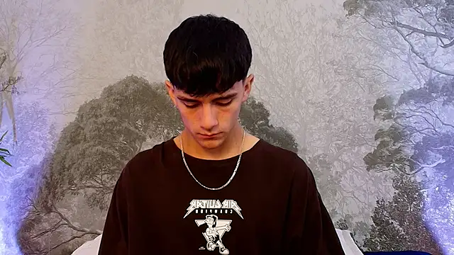 Snapshot of Axel_Draven chatting on 24, 11, 2025 Axel Draven online show from 24, 11, 2025