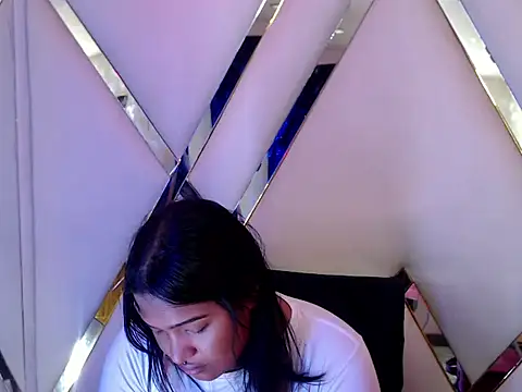 AuroraRoss online show from 27, 10, 2025