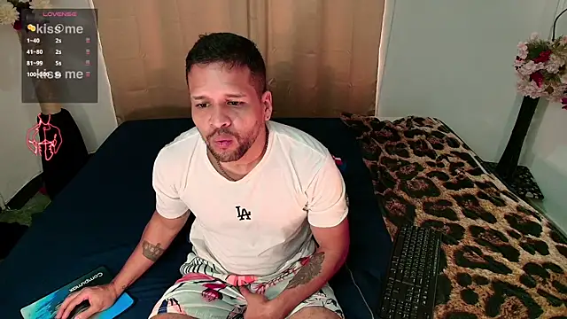 LucasGaeel online show from 24, 3, 2026