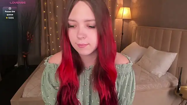 Monica  Queen online show from 20, 10, 2025