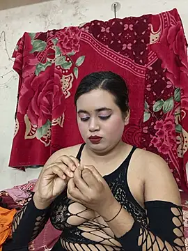 Love Queen11 online show from 19, 7, 2026