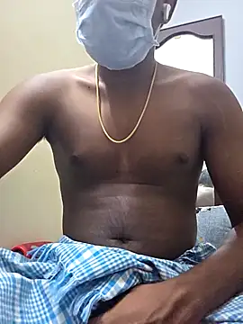 Snapshot of handsome_blg_tam chatting on 29, 4, 2026 handsome blg tam online show from 29, 4, 2026