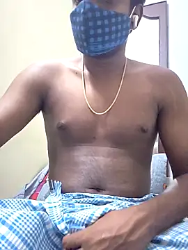 Snapshot of handsome_blg_tam chatting on 4, 5, 2026 handsome blg tam online show from 4, 5, 2026