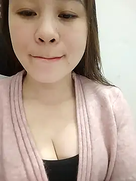 Girl Shy2000 online show from 23, 12, 2025