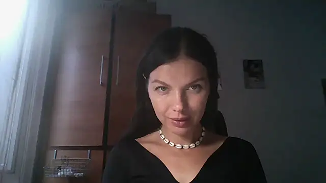 Lorivell online show from 4, 11, 2025