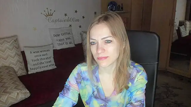 Tiffany Bates online show from 26, 10, 2025