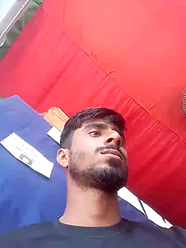 Snapshot of LesserUpset chatting on 18, 11, 2025 LesserUpset online show from 18, 11, 2025