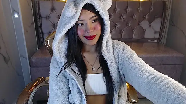 Snapshot of Celeste2_b chatting on 15, 10, 2025 Celeste2 b online show from 15, 10, 2025