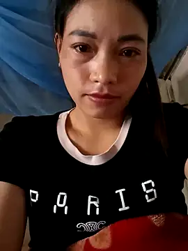 Snapshot of Phiny_xx chatting on 14, 10, 2025 Phiny xx online show from 14, 10, 2025