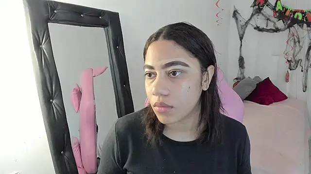 Snapshot of vanelope_smith chatting on 3, 11, 2025 vanelope smith online show from 3, 11, 2025