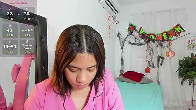 Snapshot of vanelope_smith chatting on 8, 11, 2025 vanelope smith online show from 8, 11, 2025