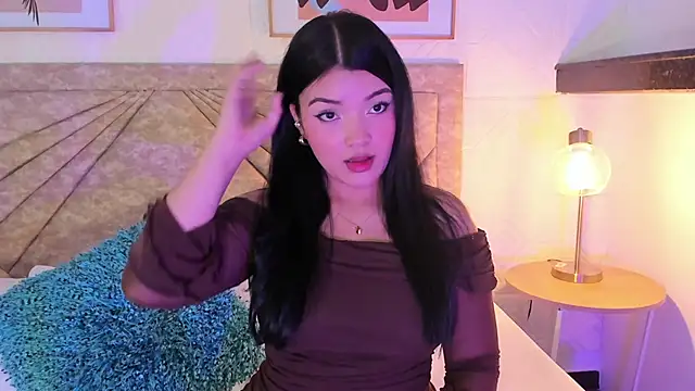 Snapshot of EmmaBlossom chatting on 13, 2, 2026 EmmaBlossom online show from 13, 2, 2026