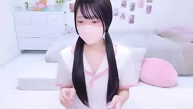 Snapshot of rinochi_ chatting on 3, 10, 2025 rinochi online show from 3, 10, 2025