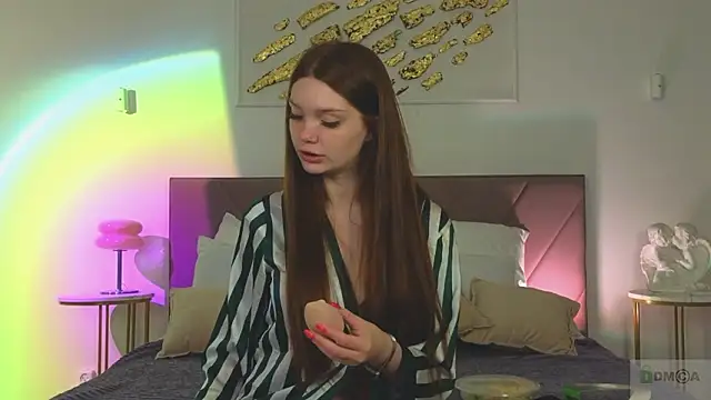 Nicole Broown  online show from 12, 2, 2026