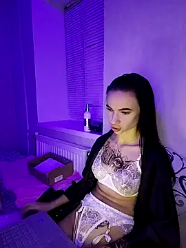 Snapshot of Julietta_001 chatting on 2, 10, 2025 Julietta 001 online show from 2, 10, 2025
