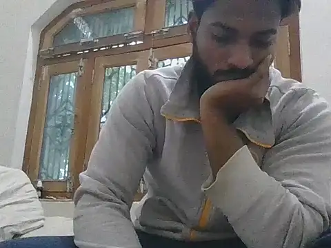 Raw12499 online show from 28, 11, 2025