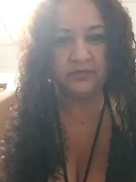 Snapshot of MEYBELLATINA chatting on 29, 9, 2025 MEYBELLATINA online show from 29, 9, 2025