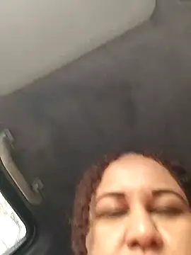 Snapshot of MEYBELLATINA chatting on 17, 10, 2025 MEYBELLATINA online show from 17, 10, 2025