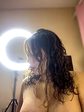 Snapshot of Mia_Valmont chatting on 16, 10, 2025 Mia Valmont online show from 16, 10, 2025