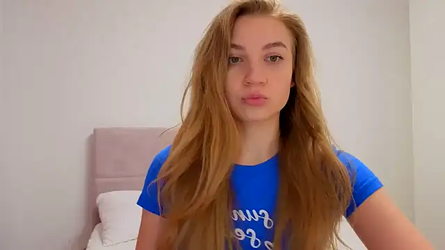 Eva enjoyeverymoment  online show from 7, 11, 2025