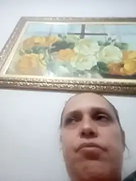 Crisribeiro online show from 16, 11, 2025