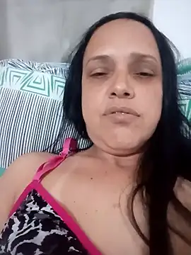 Crisribeiro online show from 20, 11, 2025