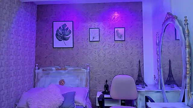 Megane whitte online show from 21, 10, 2025