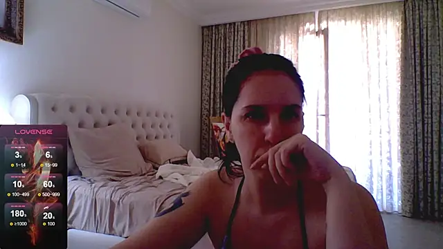 Snapshot of Irwi_Tomboy chatting on 1, 8, 2026 Irwi Tomboy online show from 1, 8, 2026