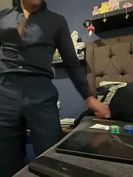 Snapshot of sad_fucking_boy chatting on 30, 11, 2025 sad fucking boy online show from 30, 11, 2025