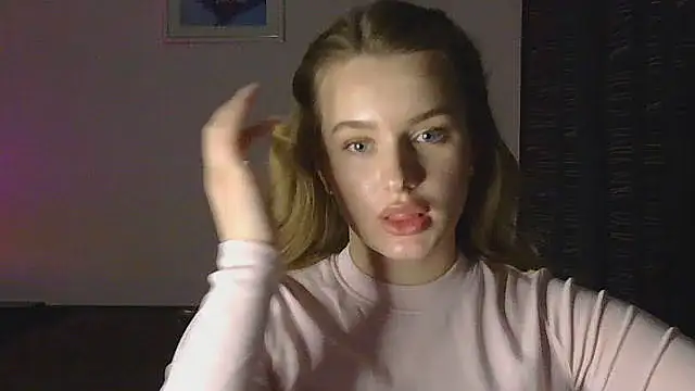 Snapshot of Lorivess chatting on 18, 2, 2026 Lorivess online show from 18, 2, 2026