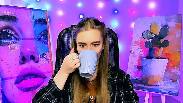 JuneWoods online show from 11, 2, 2026