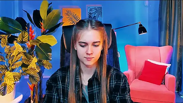 JuneWoods online show from 2, 4, 2026