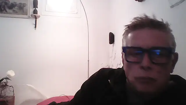Snapshot of Andyrsdick chatting on 8, 10, 2025 Andyrsdick online show from 8, 10, 2025