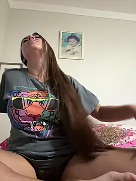 Snapshot of larj021bb chatting on 12, 4, 2026 larj021bb online show from 12, 4, 2026