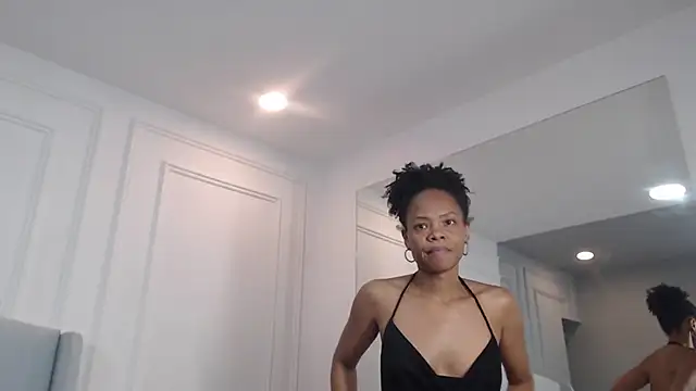 ChantalGarner online show from 27, 10, 2025