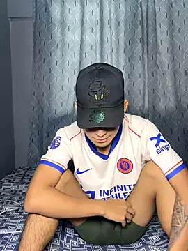 Snapshot of cristyan_arias chatting on 1, 10, 2025 cristyan arias online show from 1, 10, 2025