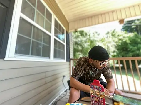 ThrowedWorldWide online show from 14, 4, 2026