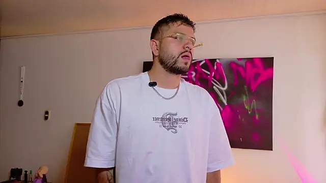 TomSloam online show from 19, 12, 2025