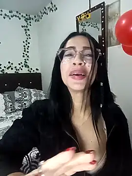 Snapshot of YaraDuartee chatting on 19, 2, 2026 YaraDuartee online show from 19, 2, 2026