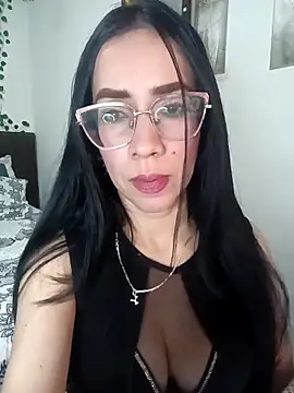 Snapshot of YaraDuartee chatting on 2, 3, 2026 YaraDuartee online show from 2, 3, 2026