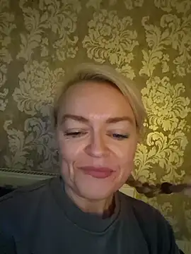 Snapshot of demidelightfulxx chatting on 7, 10, 2025 demidelightfulxx online show from 7, 10, 2025