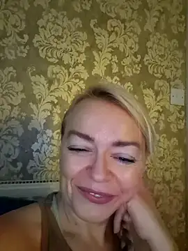 Snapshot of demidelightfulxx chatting on 9, 10, 2025 demidelightfulxx online show from 9, 10, 2025