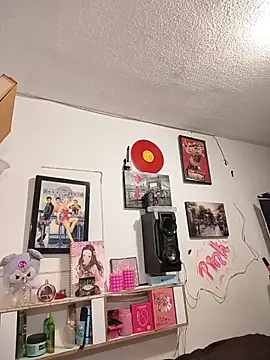 pinklajokr online show from 5, 4, 2026