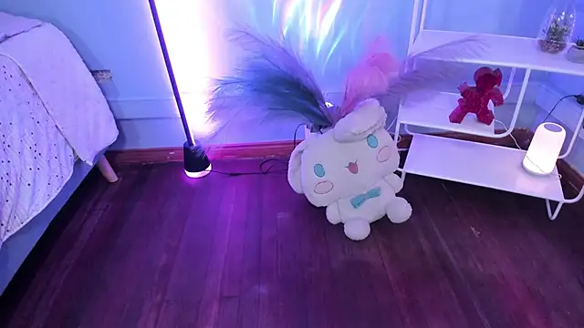 Snapshot of KathiaSaenz_ chatting on 9, 10, 2025 KathiaSaenz  online show from 9, 10, 2025