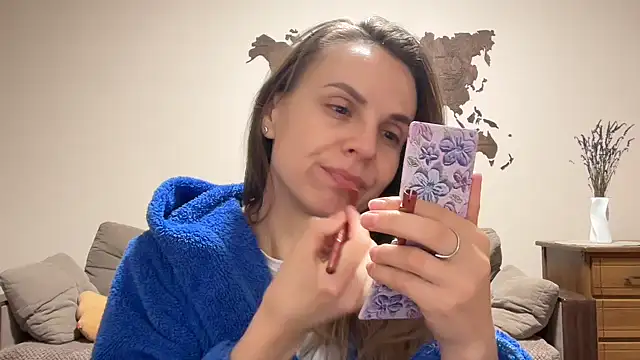 Snapshot of AnnieLove7722 chatting on 28, 11, 2025 AnnieLove7722 online show from 28, 11, 2025